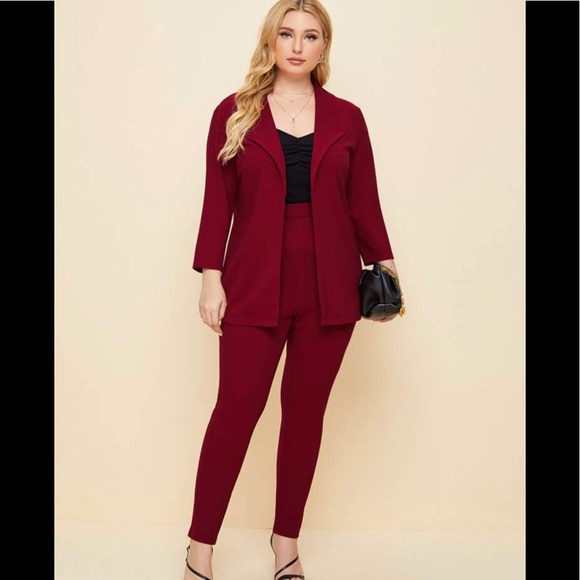 Addie Sets - Picture 3 of 3